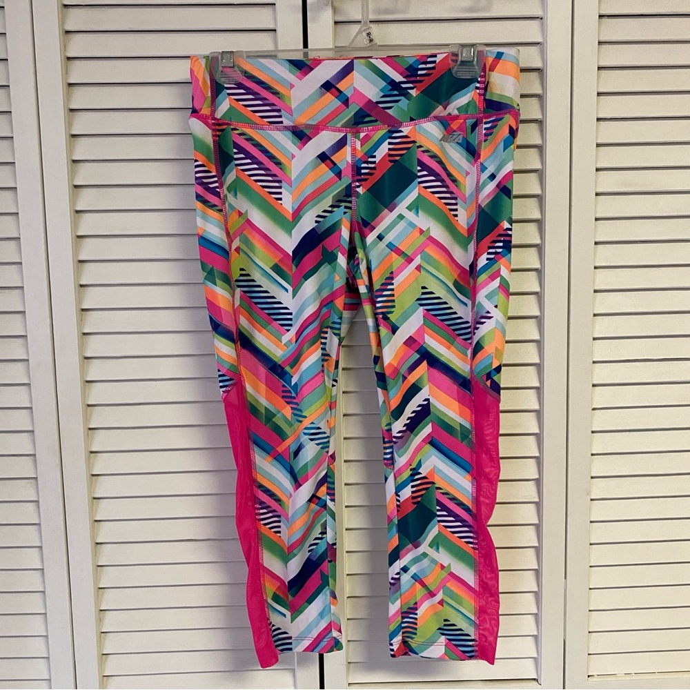 Women's Active AVIA Yoga Cropped Capri Gym Leggings Size S- Multicolor Abstract